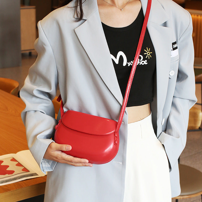 Candy Color Cute Shell Bag Ins Fashion Saddle Bags Women Shoulder Messenger Bag
